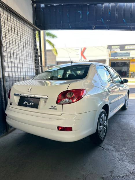 PEUGEOT 207 Sedan 1.4 4P PASSION XR FLEX, Foto 4