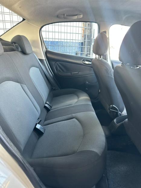 PEUGEOT 207 Sedan 1.4 4P PASSION XR FLEX, Foto 8