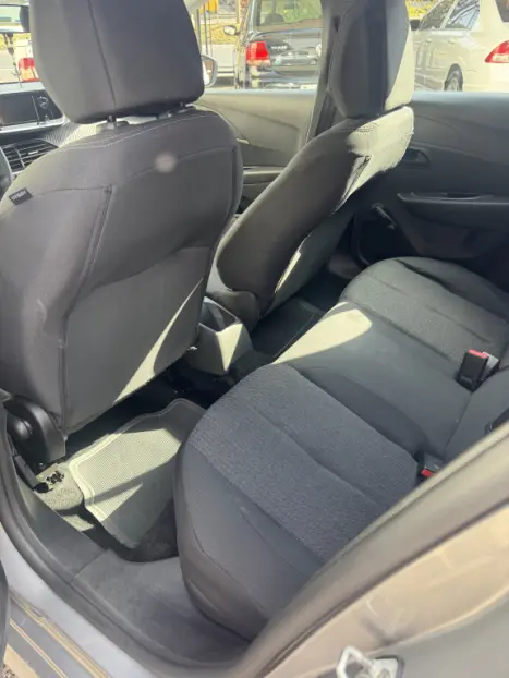 PEUGEOT 208 1.0 4P FLEX FIREFLY STYLE, Foto 3 PEUGEOT 208 1.0 4P FLEX FIREFLY STYLE, Foto 3