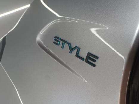 PEUGEOT 208 1.0 4P FLEX FIREFLY STYLE, Foto 9