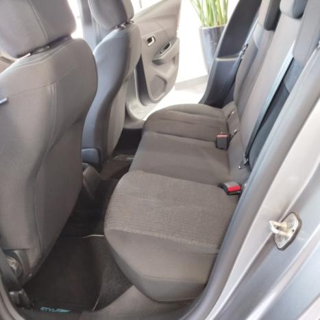 PEUGEOT 208 1.0 4P FLEX FIREFLY STYLE, Foto 9