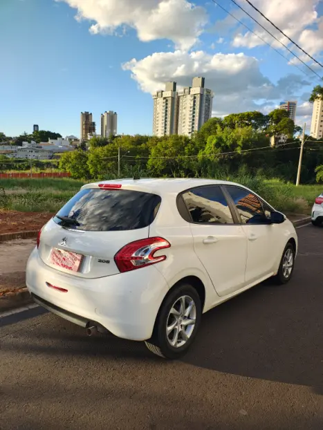 PEUGEOT 208 1.5 4P FLEX ACTIVE PACK, Foto 2