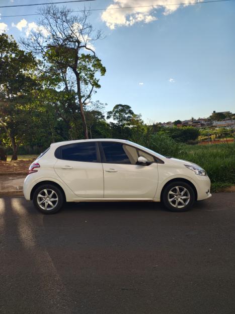 PEUGEOT 208 1.5 4P FLEX ACTIVE PACK, Foto 3