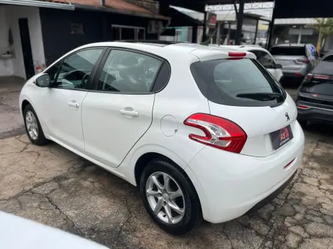 PEUGEOT 208 1.5 4P FLEX ALLURE, Foto 6