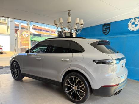 PORSCHE Cayenne 3.0 V6 24V 4P E-HYBRID AWD AUTOMTICO TIPTRONIC S, Foto 3