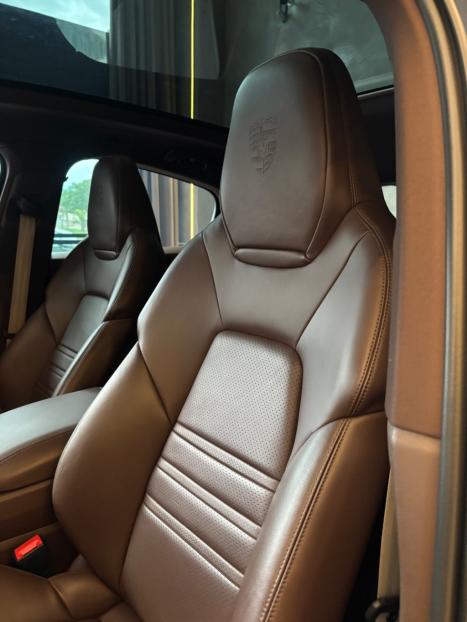 PORSCHE Cayenne 3.0 V6 32V 4P E-HYBRIDO PLATINUM EDITION AWD AUTOMÁTICO TIPTRONIC, Foto 8
