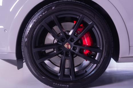 PORSCHE Cayenne 4.0 32V V8 4P GTS COUPÉ S AWD TIPTRONIC AUTOMÁTICO, Foto 5