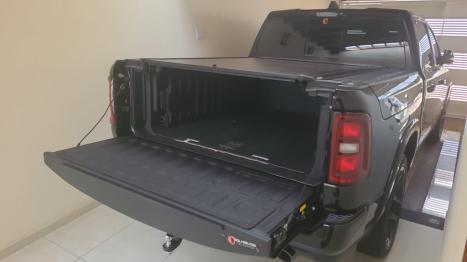 RAM 1500 3.0 HURRICANE 6 BITURBO LARAMIE NIGHT EDITION CABINE DUPLA 4X4 AUTOM�TICO, Foto 7