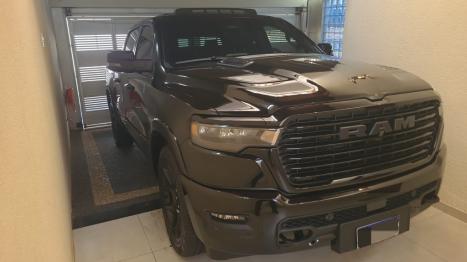 RAM 1500 3.0 HURRICANE 6 BITURBO LARAMIE NIGHT EDITION CABINE DUPLA 4X4 AUTOM�TICO, Foto 8