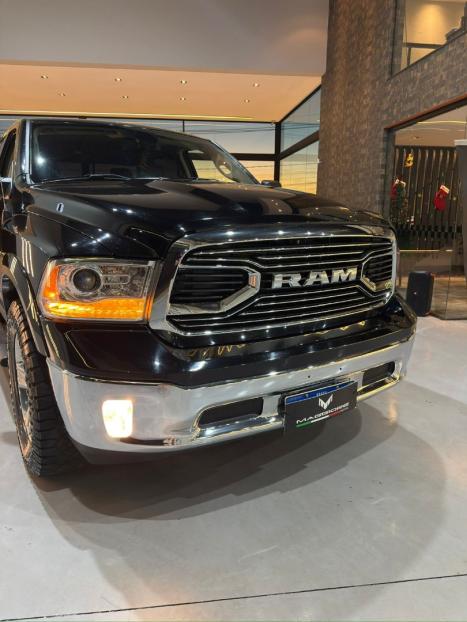 RAM 1500 5.7 V8 CLASSIC LARAMIE CABINE DUPLA 4X4 AUTOMTICO, Foto 5