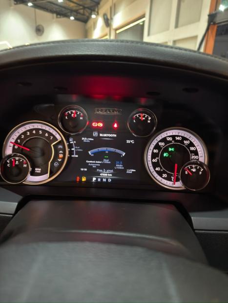 RAM 1500 5.7 V8 CLASSIC LARAMIE CABINE DUPLA 4X4 AUTOMTICO, Foto 19