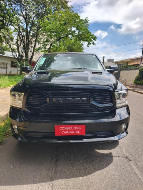 RAM 1500 5.7 V8 LIMITED NIGHT EDITION CABINE DUPLA 4X4 AUTOM�TICO, Foto 5