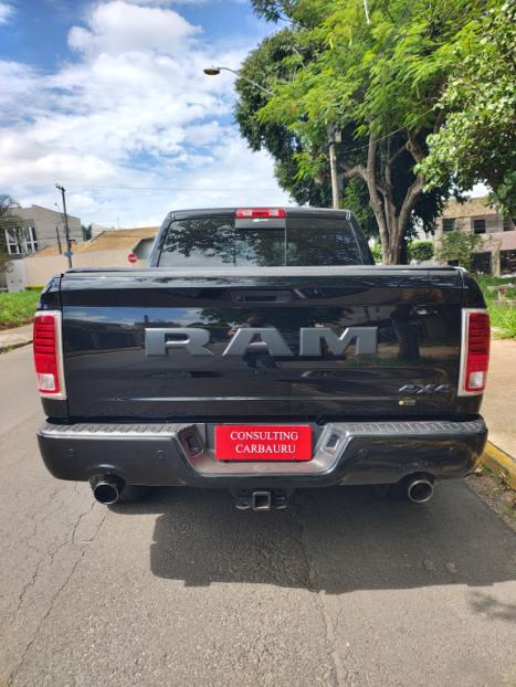 RAM 1500 5.7 V8 LIMITED NIGHT EDITION CABINE DUPLA 4X4 AUTOM�TICO, Foto 6