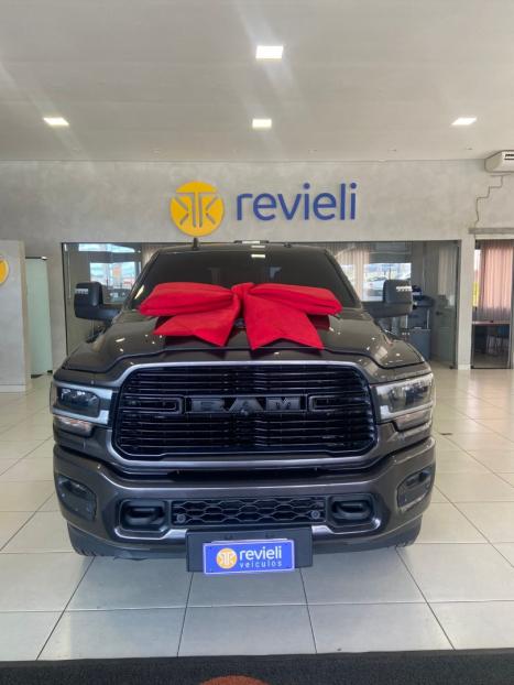 RAM 2500 6.7 I6 24V SLT CABINE DUPLA TURBO DIESEL NIGHT EDITION 4X4 AUTOM�TICO, Foto 3