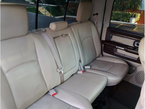 RAM 2500 6.7 I6 24V SLT CABINE DUPLA TURBO DIESEL LARAMIE 4X4 AUTOM�TICO, Foto 9