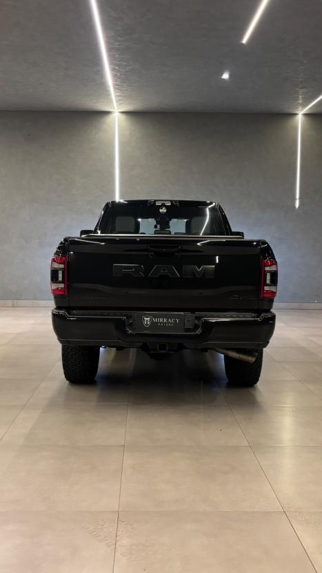 RAM 2500 6.7 I6 24V SLT CABINE DUPLA TURBO DIESEL NIGHT EDITION 4X4 AUTOM�TICO, Foto 2