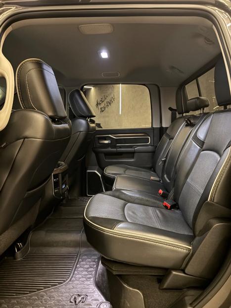 RAM 2500 6.7 I6 24V SLT CABINE DUPLA TURBO DIESEL LARAMIE 4X4 AUTOM�TICO, Foto 8