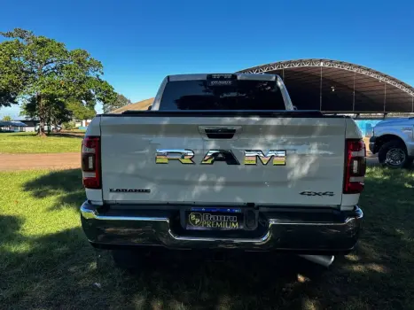RAM 2500 6.7 I6 24V SLT CABINE DUPLA TURBO DIESEL LARAMIE 4X4 AUTOM�TICO, Foto 8