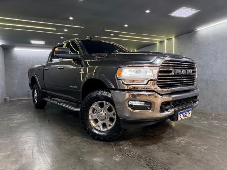 RAM 2500 6.7 I6 24V SLT CABINE DUPLA TURBO DIESEL LARAMIE 4X4 AUTOM�TICO, Foto 4