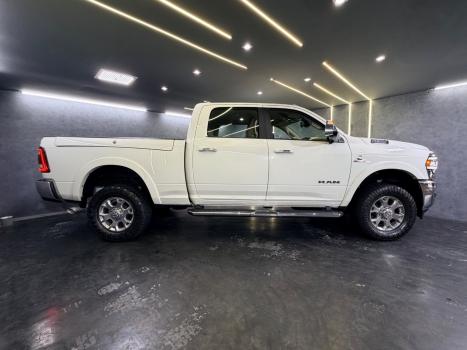 RAM 2500 6.7 I6 24V SLT CABINE DUPLA TURBO DIESEL LARAMIE 4X4 AUTOM�TICO, Foto 3