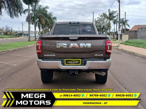 RAM 2500 6.7 I6 24V SLT CABINE DUPLA TURBO DIESEL LARAMIE 4X4 AUTOMÁTICO, Foto 6