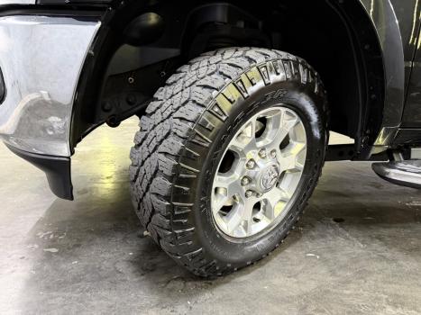 RAM 2500 6.7 I6 24V SLT CABINE DUPLA TURBO DIESEL LARAMIE 4X4 AUTOMÁTICO, Foto 14