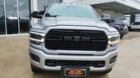 RAM 3500 6.7 I6 LARAMIE NIGHT EDITION CABINE DUPLA 4X4 TURBO DIESEL AUTOMTICO, Foto 3