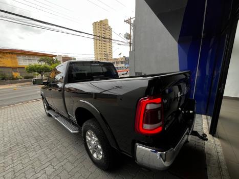 RAM 3500 6.7 I6 LARAMIE CABINE DUPLA TURBO DIESEL AUTOM�TICO, Foto 4