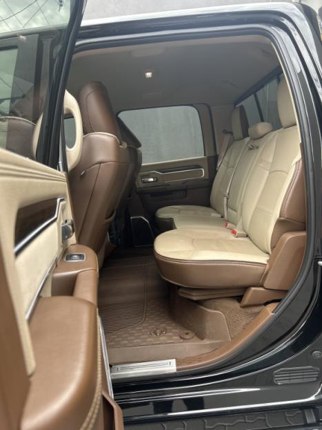 RAM 3500 6.7 I6 LARAMIE CABINE DUPLA TURBO DIESEL AUTOM�TICO, Foto 9