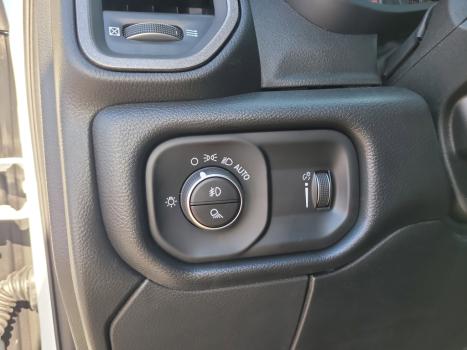 RAM 3500 6.7 I6 LIMITED LONG HORN CABINE DUPLA 4X4 TURBO DIESEL AUTOMTICO, Foto 17