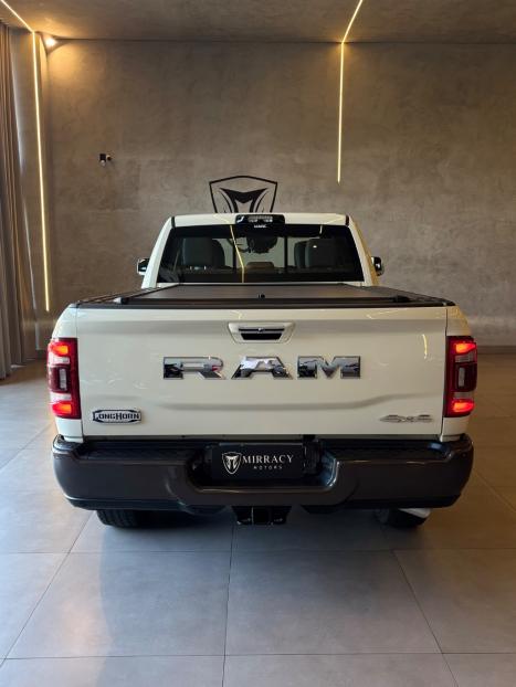 RAM 3500 6.7 I6 LIMITED LONG HORN CABINE DUPLA 4X4 TURBO DIESEL AUTOM�TICO, Foto 2