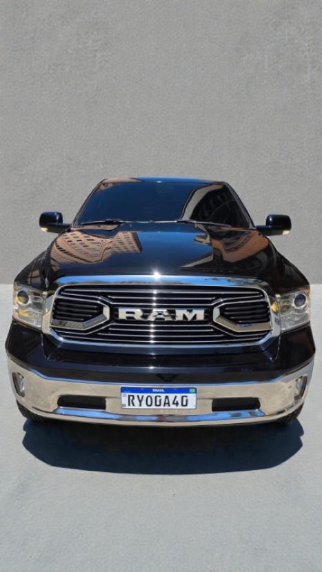 RAM Classic 5.7 V8 32V 4P HEMI LARAMIE AUTOM�TICO, Foto 1