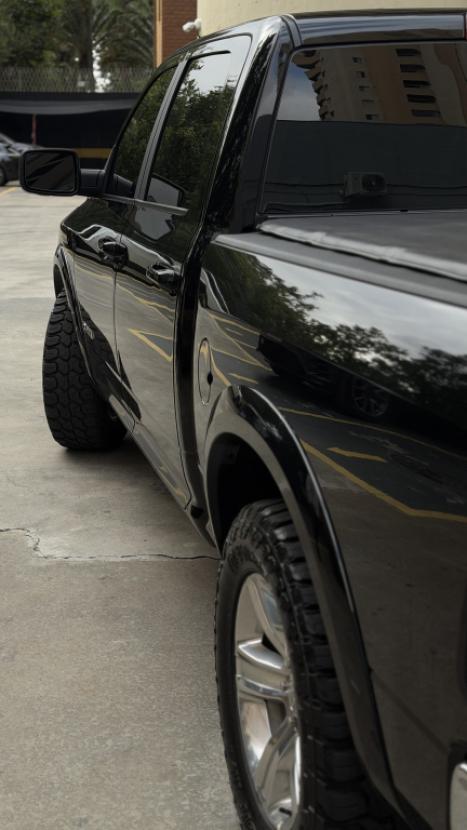 RAM Classic 5.7 V8 32V 4P HEMI LARAMIE AUTOM�TICO, Foto 5