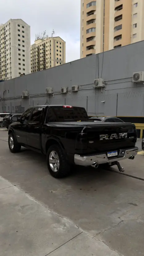 RAM Classic 5.7 V8 32V 4P HEMI LARAMIE AUTOM�TICO, Foto 8