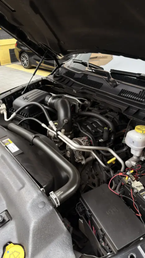 RAM Classic 5.7 V8 32V 4P HEMI LARAMIE AUTOM�TICO, Foto 10