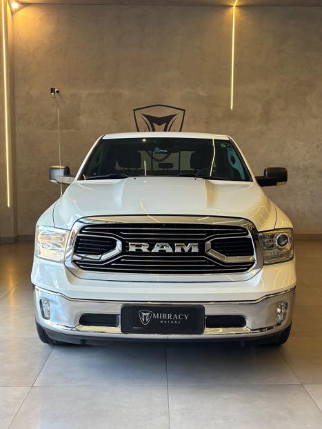 RAM Classic 5.7 V8 32V 4P HEMI LARAMIE AUTOM�TICO, Foto 4