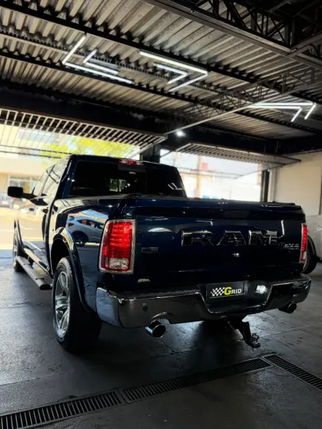 RAM Classic 5.7 V8 32V 4P HEMI LARAMIE AUTOMÁTICO, Foto 9
