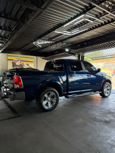 RAM Classic 5.7 V8 32V 4P HEMI LARAMIE AUTOMÁTICO, Foto 10