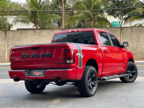 RAM Classic 5.7 V8 32V 4P R/T 4X4 AUTOMÁTICO, Foto 3