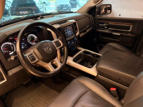 RAM Classic 5.7 V8 32V 4P HEMI LARAMIE AUTOMÁTICO, Foto 7