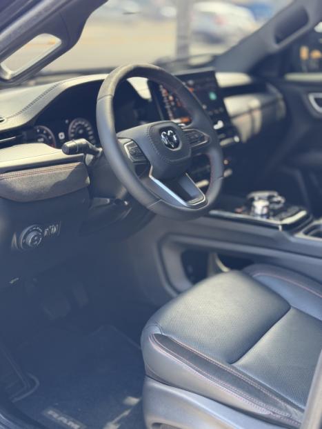 RAM Rampage 2.0 4P HURRICANE 4 TURBO R/T 4X4 AUTOM�TICO, Foto 6