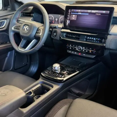 RAM Rampage 2.0 4P HURRICANE 4 TURBO R/T 4X4 AUTOM�TICO, Foto 8