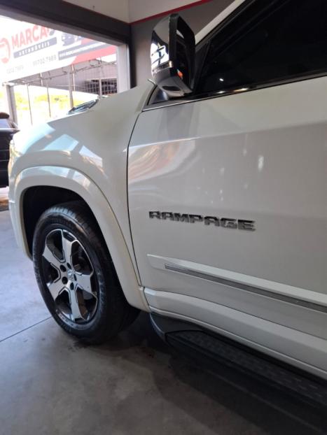 RAM Rampage 2.0 4P HURRICANE 4 TURBO LARAMIE 4X4 AUTOM�TICO, Foto 11