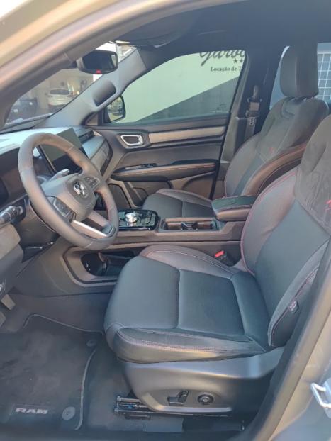RAM Rampage 2.0 4P HURRICANE 4 TURBO R/T 4X4 AUTOM�TICO, Foto 13