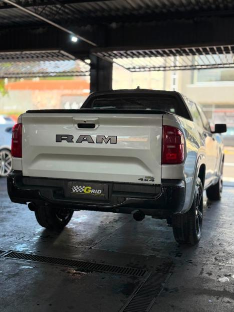 RAM Rampage 2.0 4P HURRICANE 4 TURBO R/T 4X4 AUTOM�TICO, Foto 9