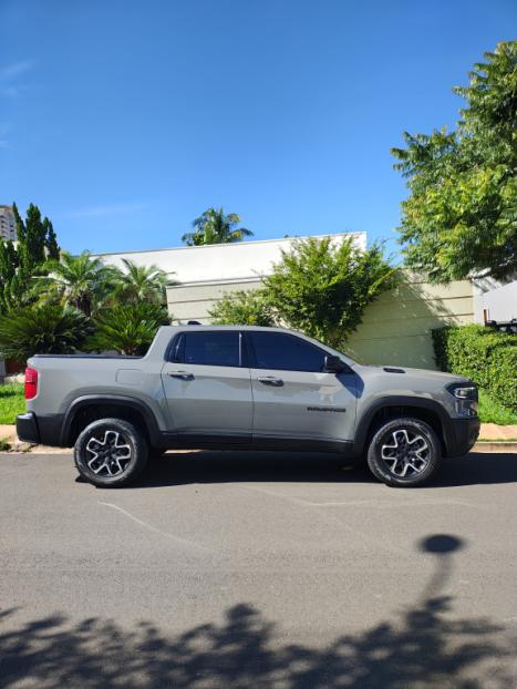 RAM Rampage 2.0 4P TURBO DIESEL REBEL 4X4 AUTOM�TICO, Foto 3