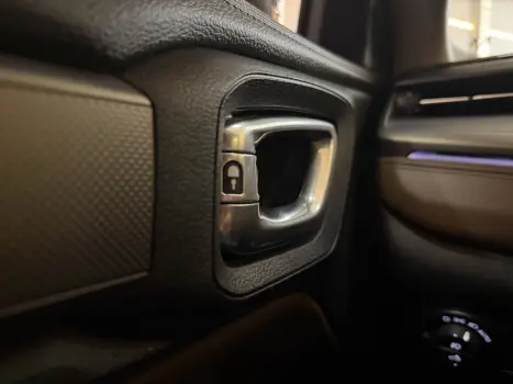 RAM Rampage 2.0 4P TURBO DIESEL LARAMIE 4X4 AUTOM�TICO, Foto 4