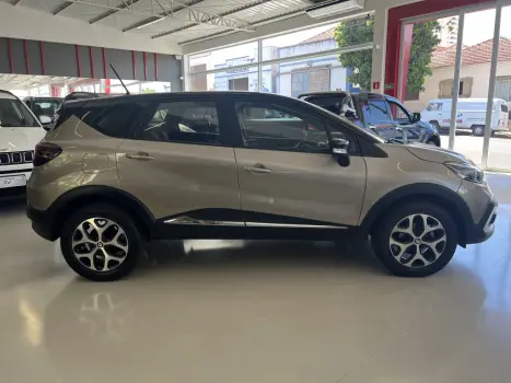 RENAULT Captur 1.3 16V 4P FLEX TCE INTENSE TURBO X-TRONIC AUTOMTICO CVT, Foto 3