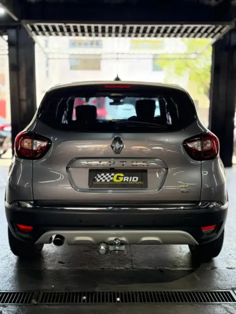 RENAULT Captur 1.3 16V 4P FLEX TCE INTENSE TURBO X-TRONIC AUTOM�TICO CVT, Foto 6