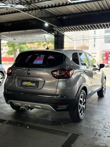 RENAULT Captur 1.3 16V 4P FLEX TCE INTENSE TURBO X-TRONIC AUTOM�TICO CVT, Foto 12